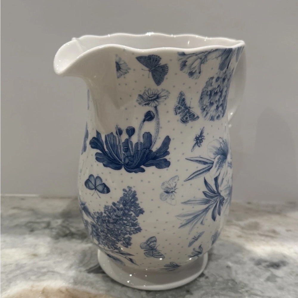 Portmeirion Botanic Blue 48 oz Pitcher Jug 7.5” Water Jug Vase New - Picture 2 of 6